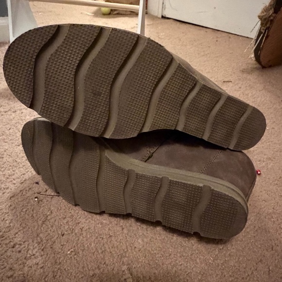 Brown Leather Ankle Boots from Kohls - Picture 4 of 6